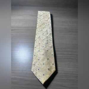 Robert Stovelli Milano 100% Silk Floral Gold Navy Blue Patterned Tie Flowers
